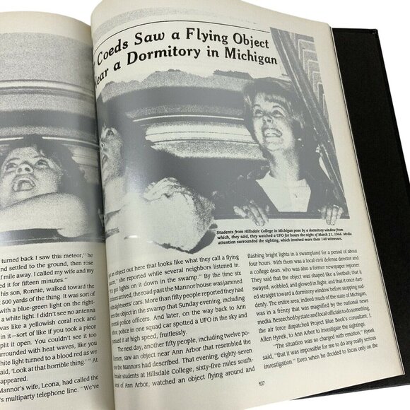 Mysteries Of The Unknown: The UFO Phenomenon Hardcover Book By Time-Life Books - Picture 7 of 8